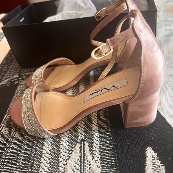Nina block heel sandals sz 5.5 with box - Picture 7 of 8